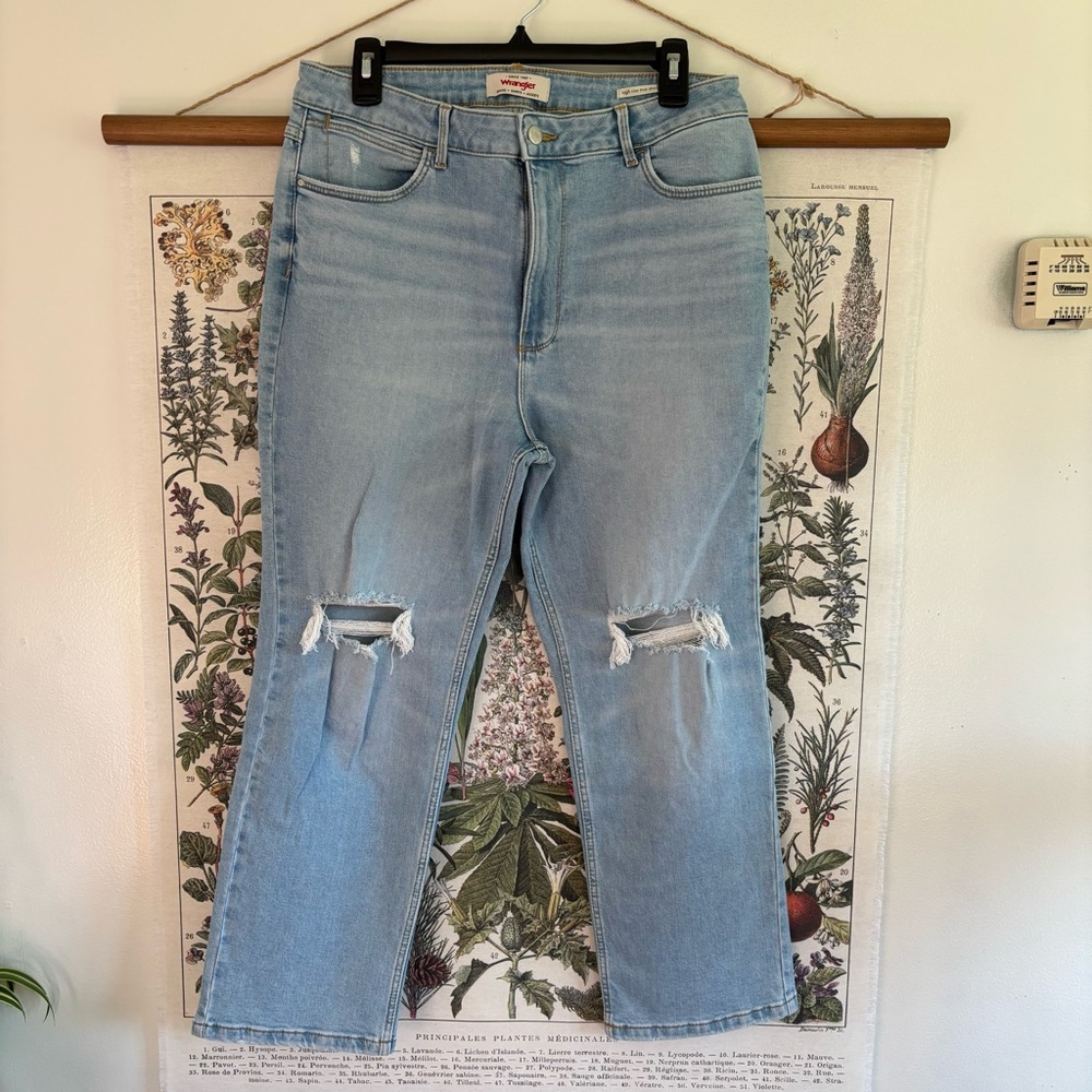Wrangler Light Blue Straight Leg Distressed Jeans Size 12 NWOT